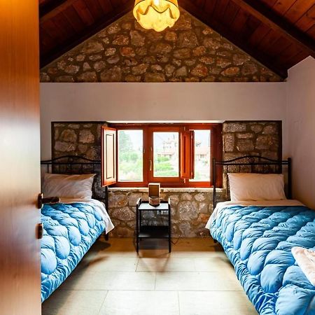 Stone Villas Dukes Parálion Ástros Bagian luar foto