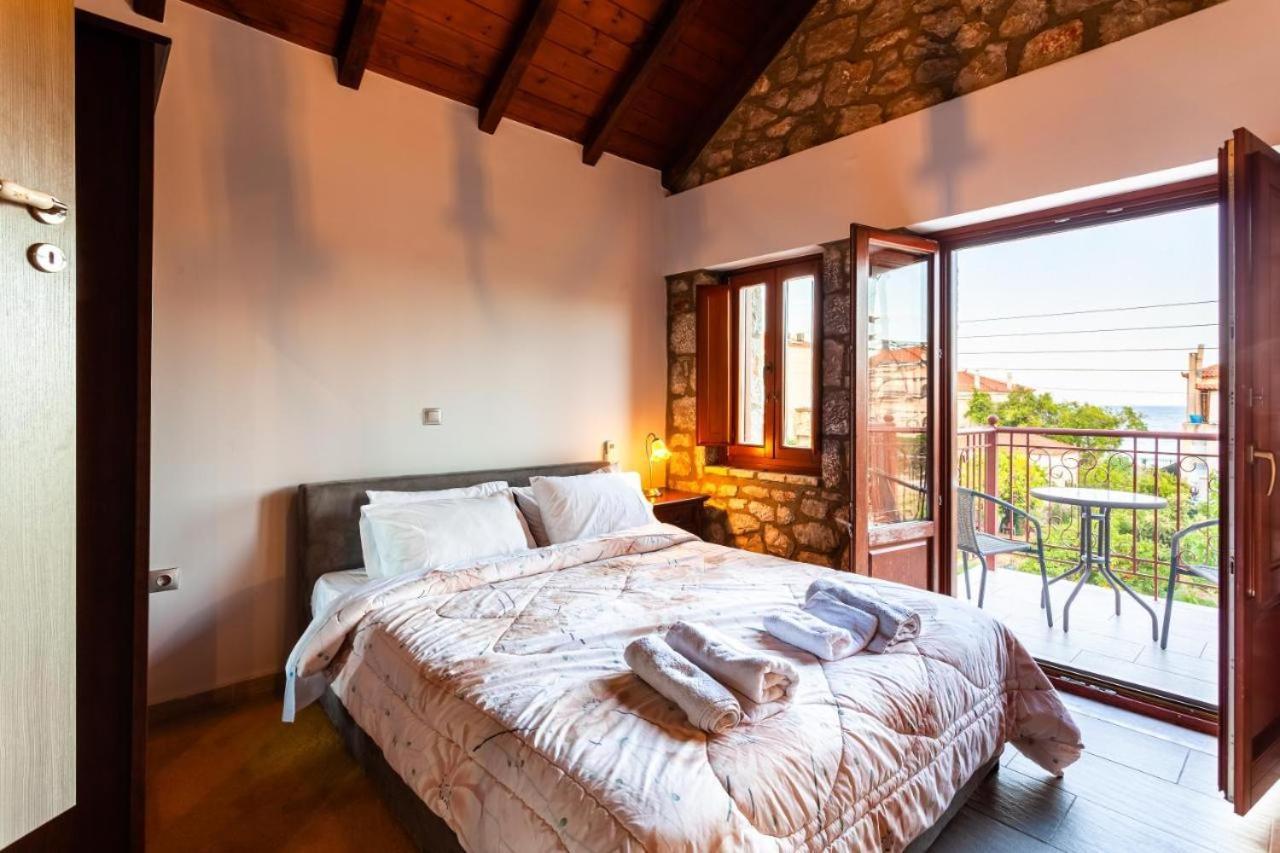 Stone Villas Dukes Parálion Ástros Bagian luar foto
